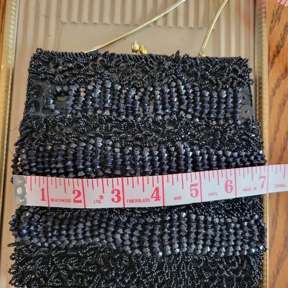 Walborg Richere Black Beaded Purse ~ Vintage ~ 1960s ~ Exquisite! ~ Loose Beads - Picture 13 of 16